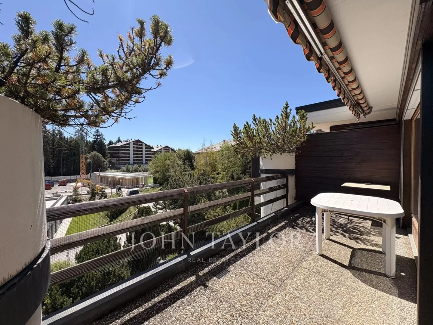 Charmant appartement 3.5 pièces, balcon, parking,  au calme - Photo 5 of 12
