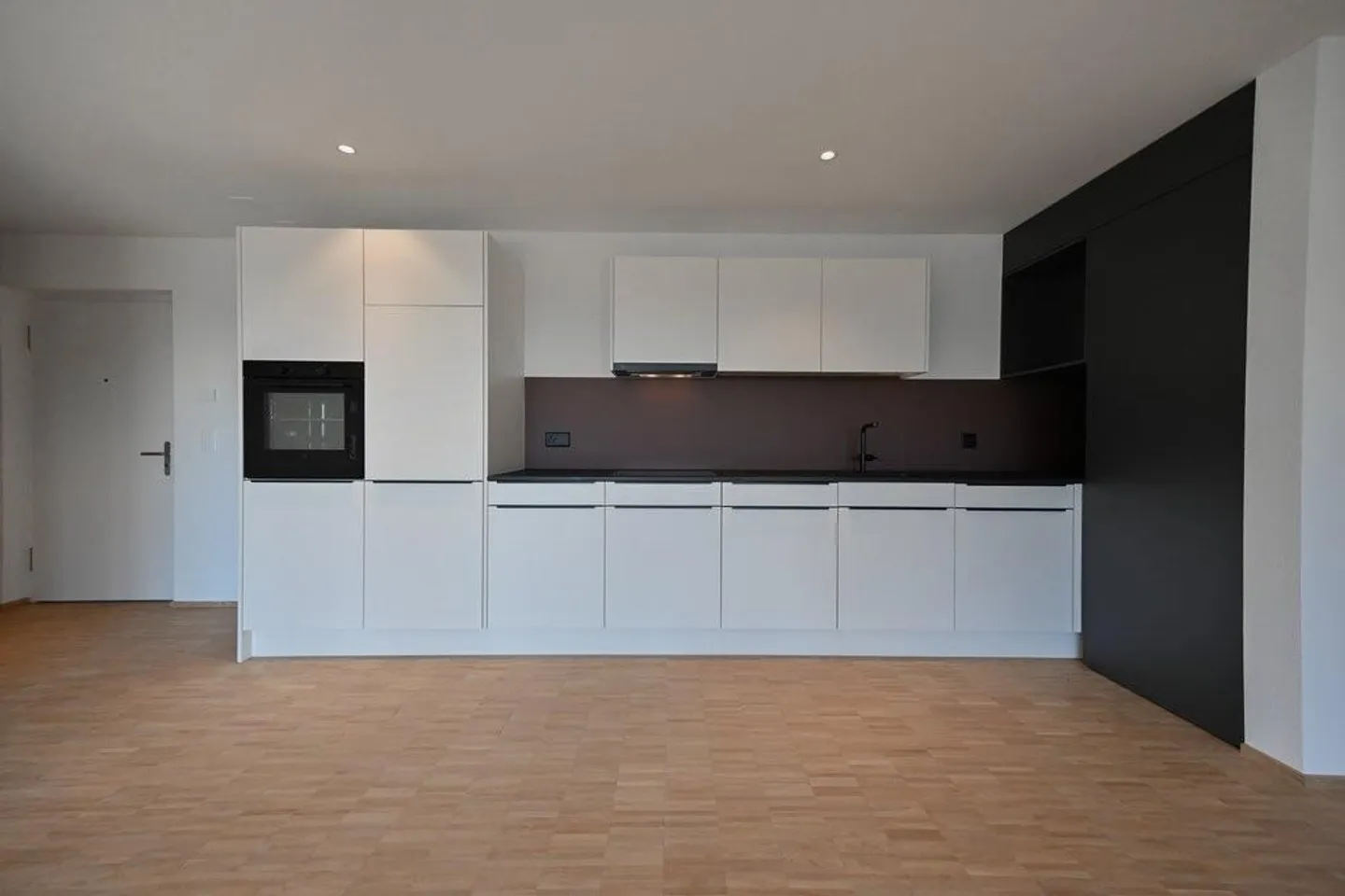 Vivre avec vue sur le paysage montagneux - Photo 4 sur 12