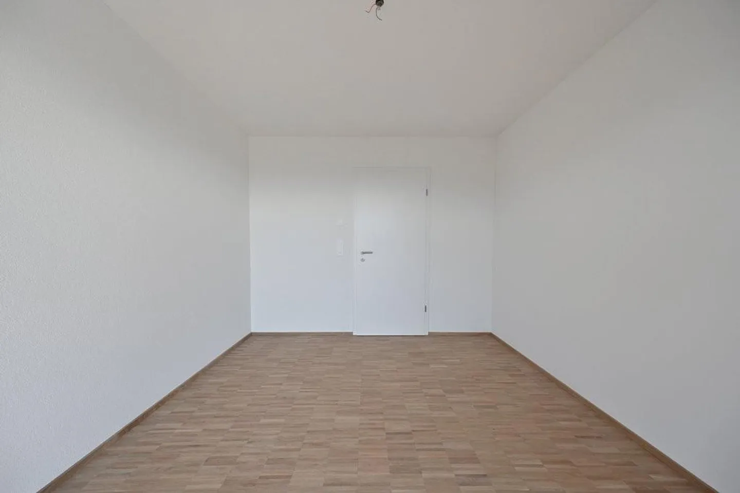 Vivre avec vue sur le paysage montagneux - Photo 8 sur 12