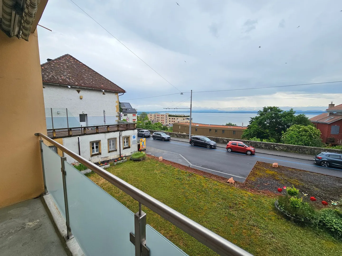 Beautiful 4-room apartment in Neuchâtel renovated - Photo 12 of 14