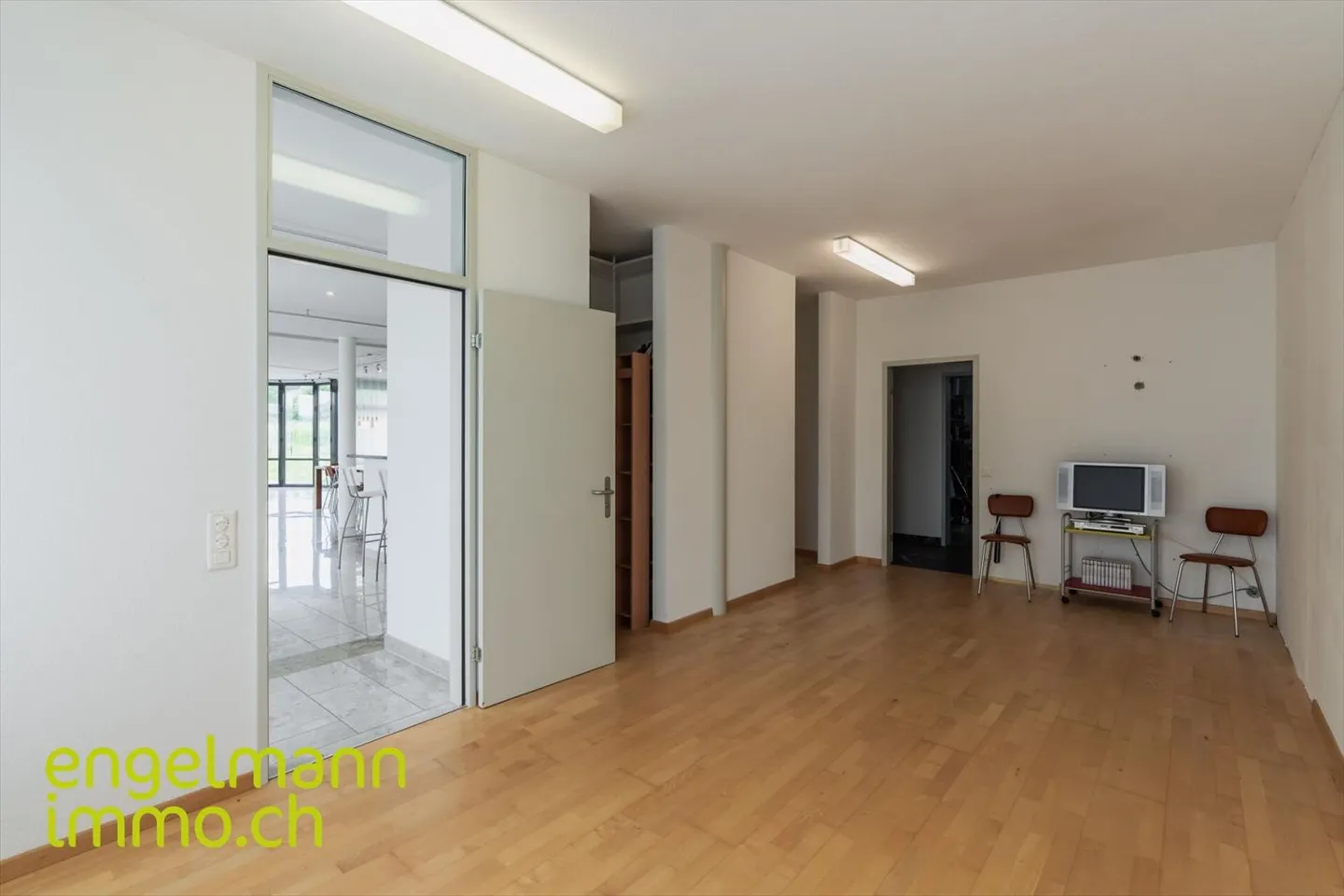 Appartamento spazioso di 4.5 stanze - Foto 7 di 13