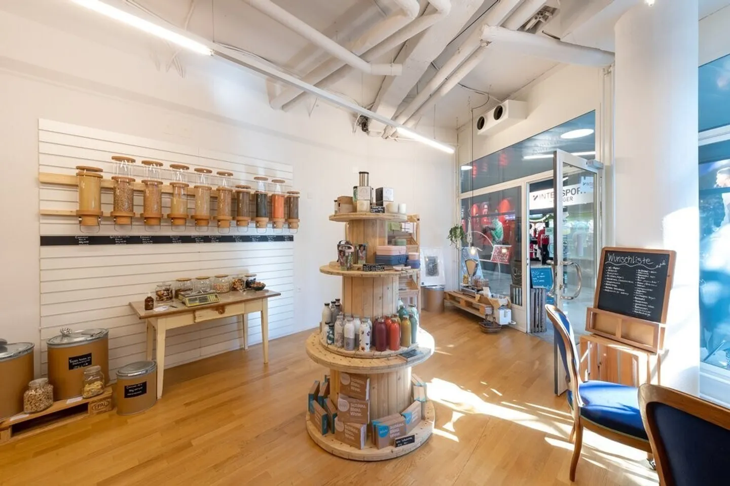 Spazio commerciale nel cuore di Lyss - Foto 2 di 2