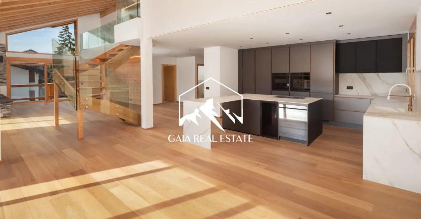 Luxury Duplex in Crans-Montana - Photo 4 of 28