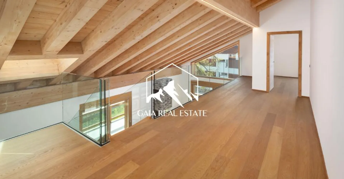 Luxury Duplex in Crans-Montana - Photo 19 of 28