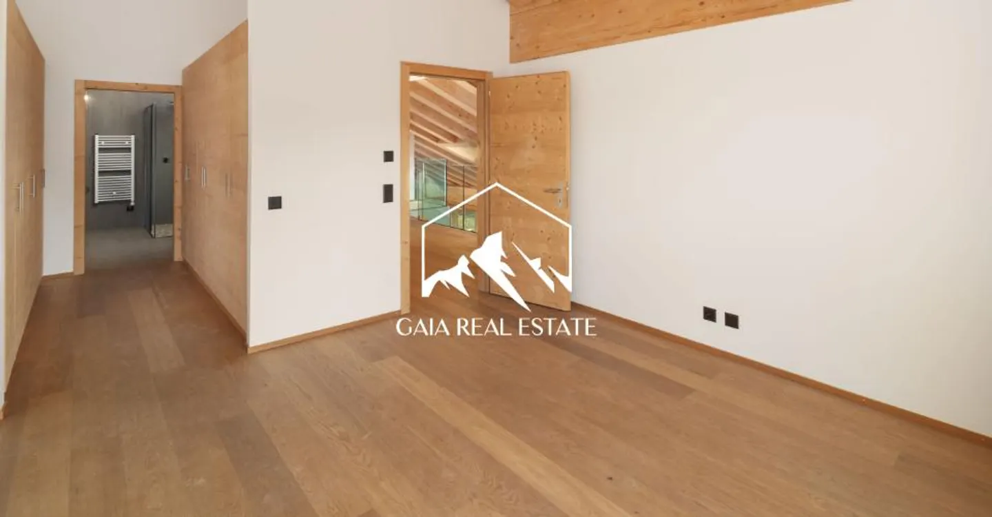 Luxury Duplex in Crans-Montana - Photo 23 of 28