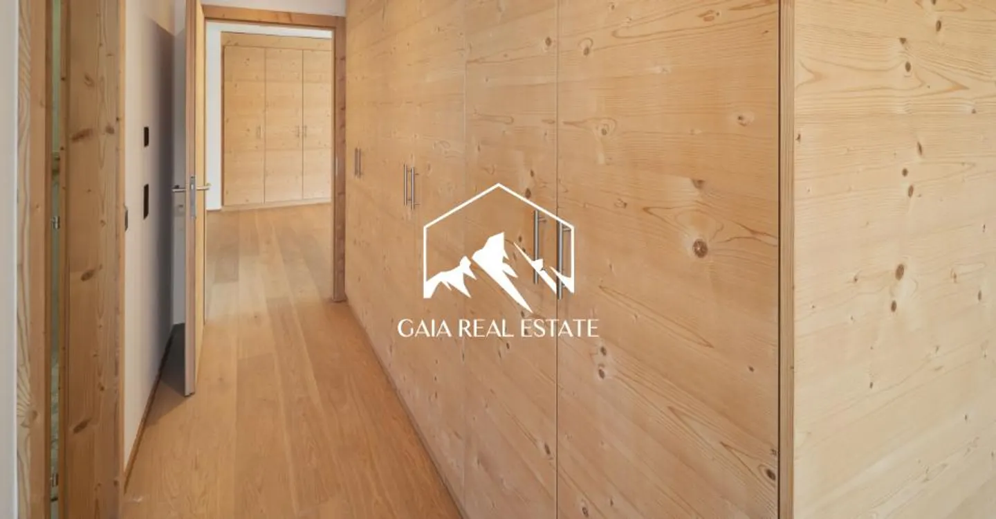 Luxury Duplex in Crans-Montana - Photo 24 of 28