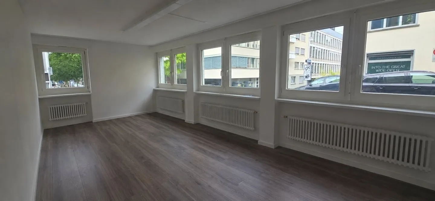 Modernes Büro in Zürich - Foto 9 von 11