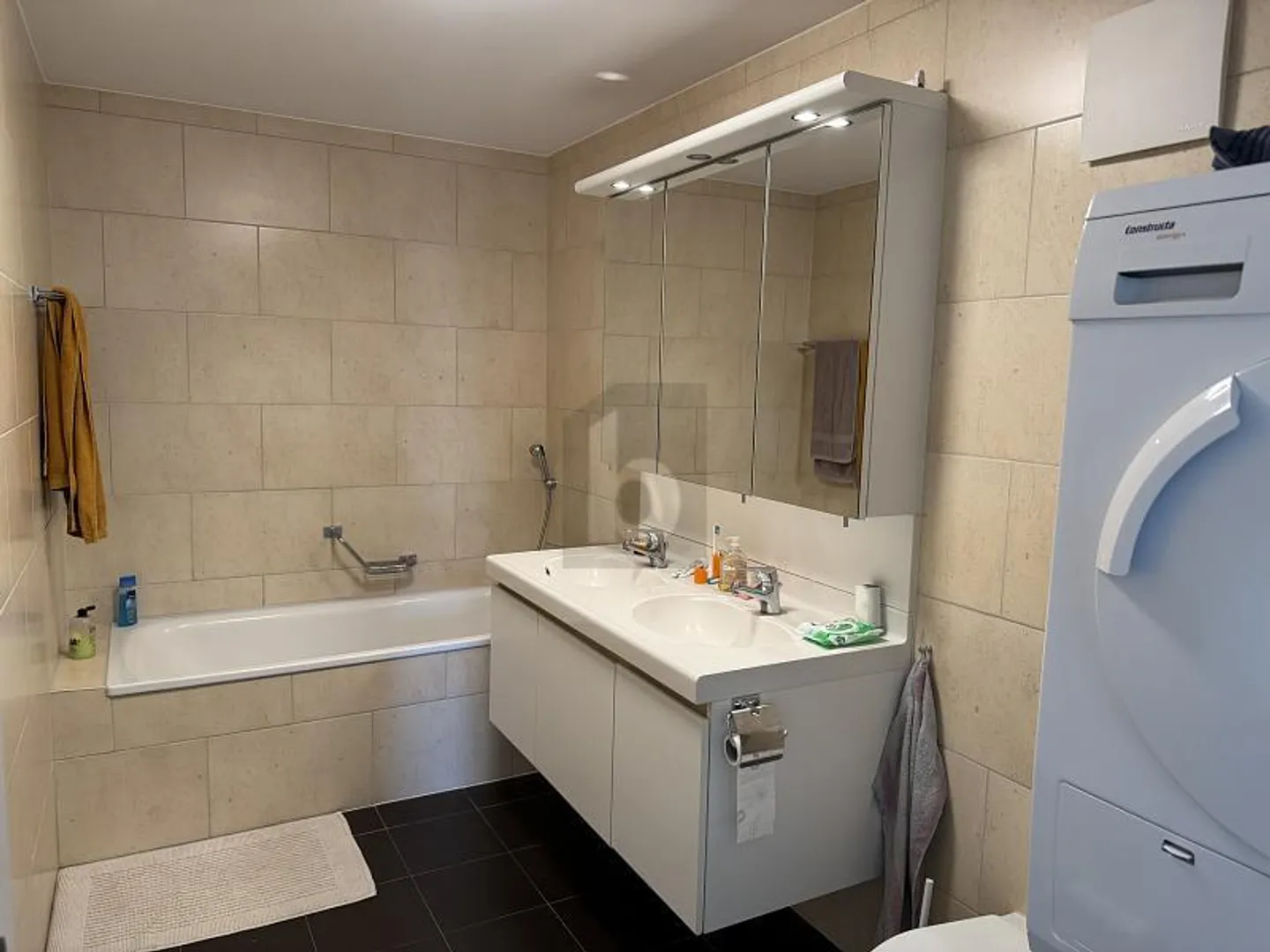 EXCEPTIONAL PRICE! WITH BALCONY AND UNOBSTRUCTED VIEW - Photo 4 of 5