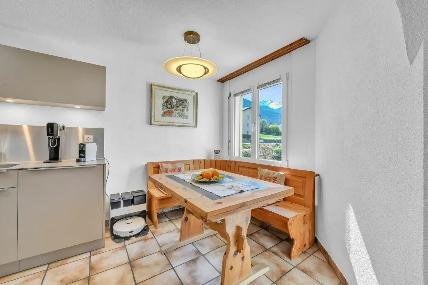 Espace pour les rêves de vie : Charmant appartement de 4,5 pièces avec balcon - Photo 4 sur 15