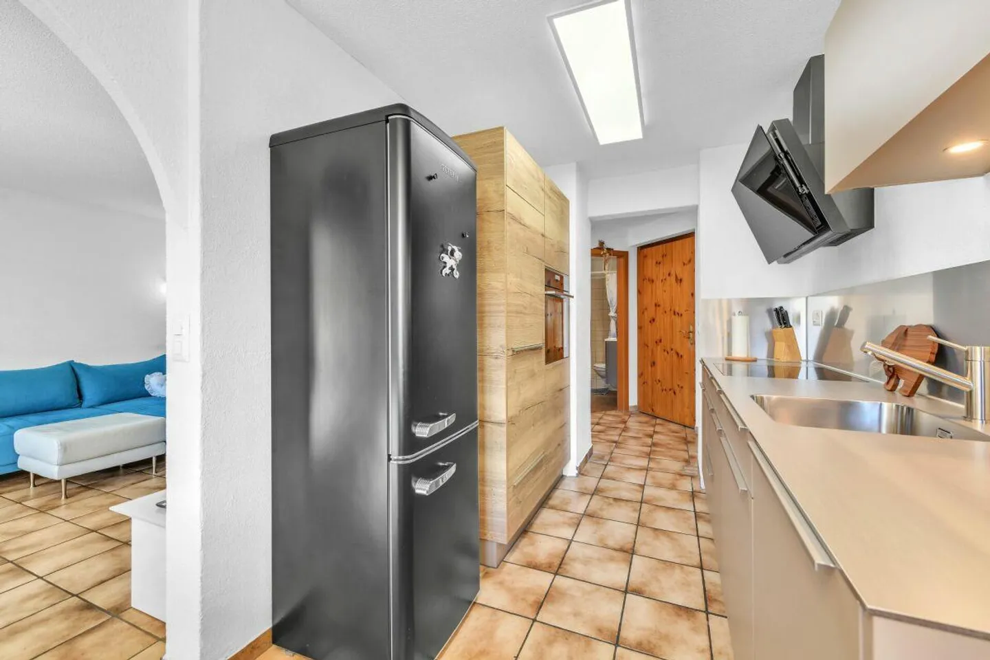 Espace pour les rêves de vie : Charmant appartement de 4,5 pièces avec balcon - Photo 3 sur 15