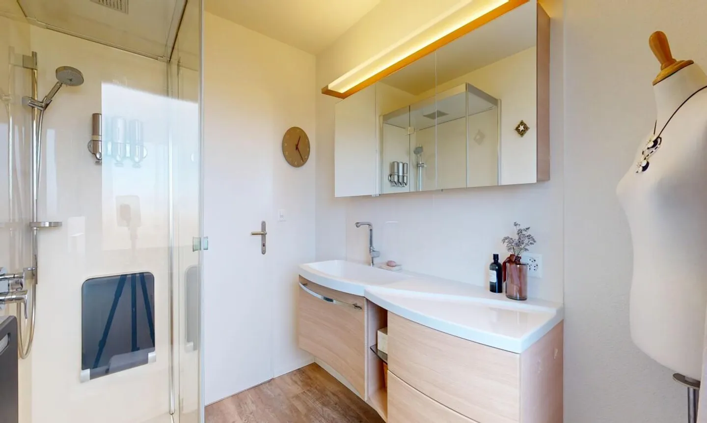 Quiet 4.5-room apartment including parking space at the foot of Uetliberg - Photo 9 of 11