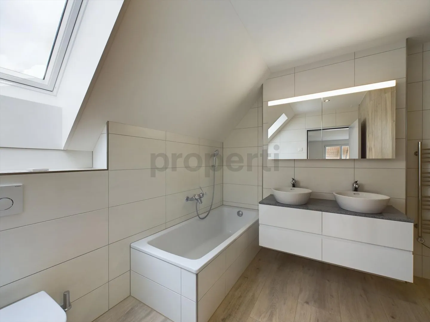 Grosszügige 3.5-Zimmer-Attikawohnung mit traumhafter See- & Bergsicht in Hausen am Albis - Foto 6 von 10