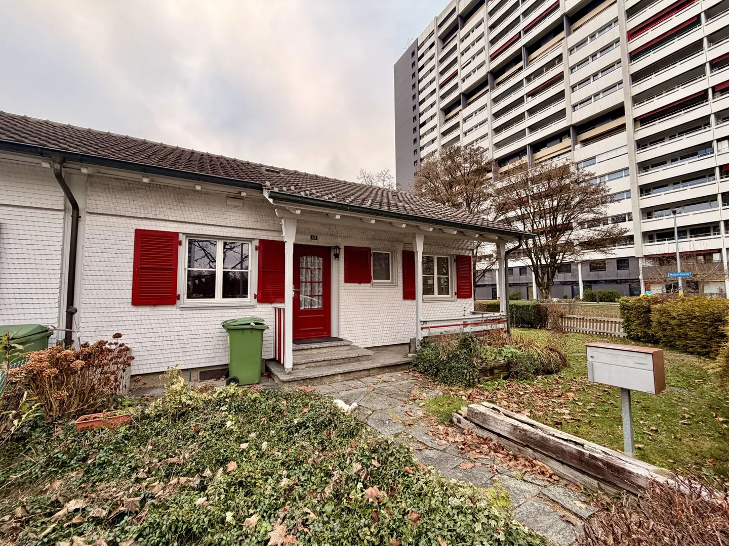 Incantevole casa familiare angolare di 3,5 stanze a Berna Betlemme - Foto 1 di 12