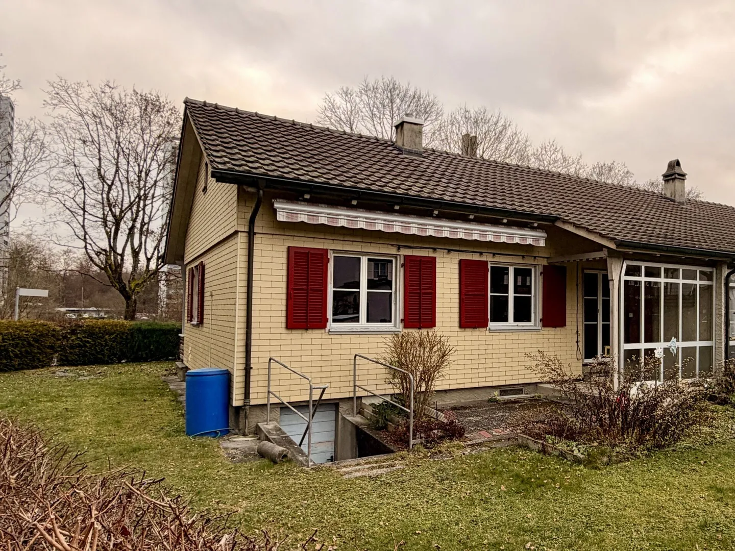 Incantevole casa familiare angolare di 3,5 stanze a Berna Betlemme - Foto 2 di 12