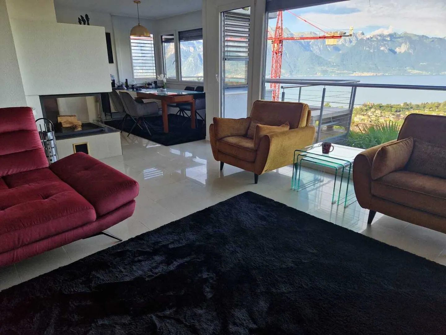 Montreux House - 5.5 Rooms - Photo 3 of 3