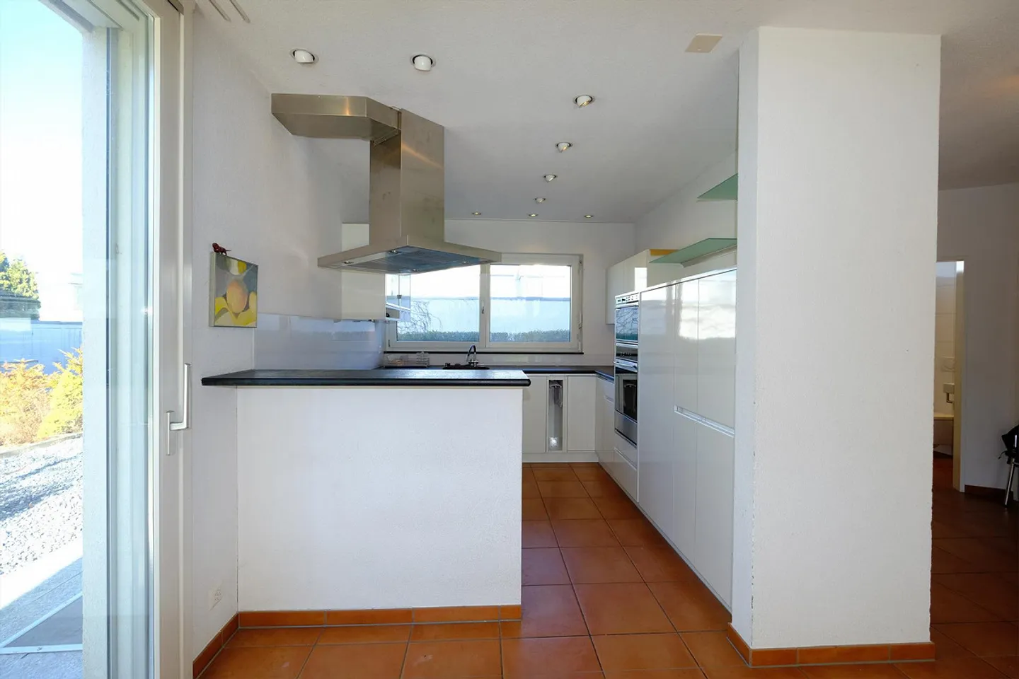 Casa bifamiliare moderna di 5,5 stanze con grande giardino a Gockhausen - Foto 8 di 27
