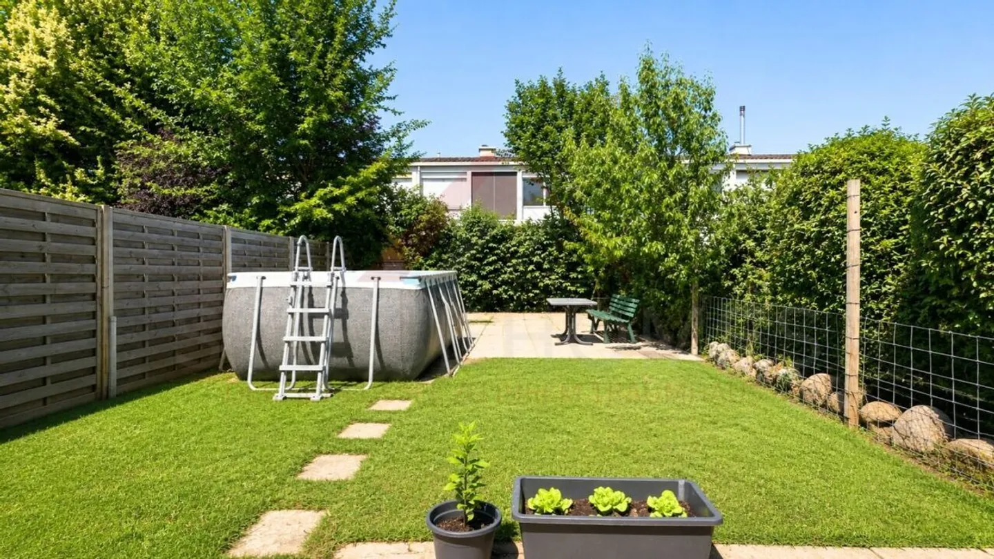 Charmantes Reihenhaus mit Pool - Foto 6 von 25
