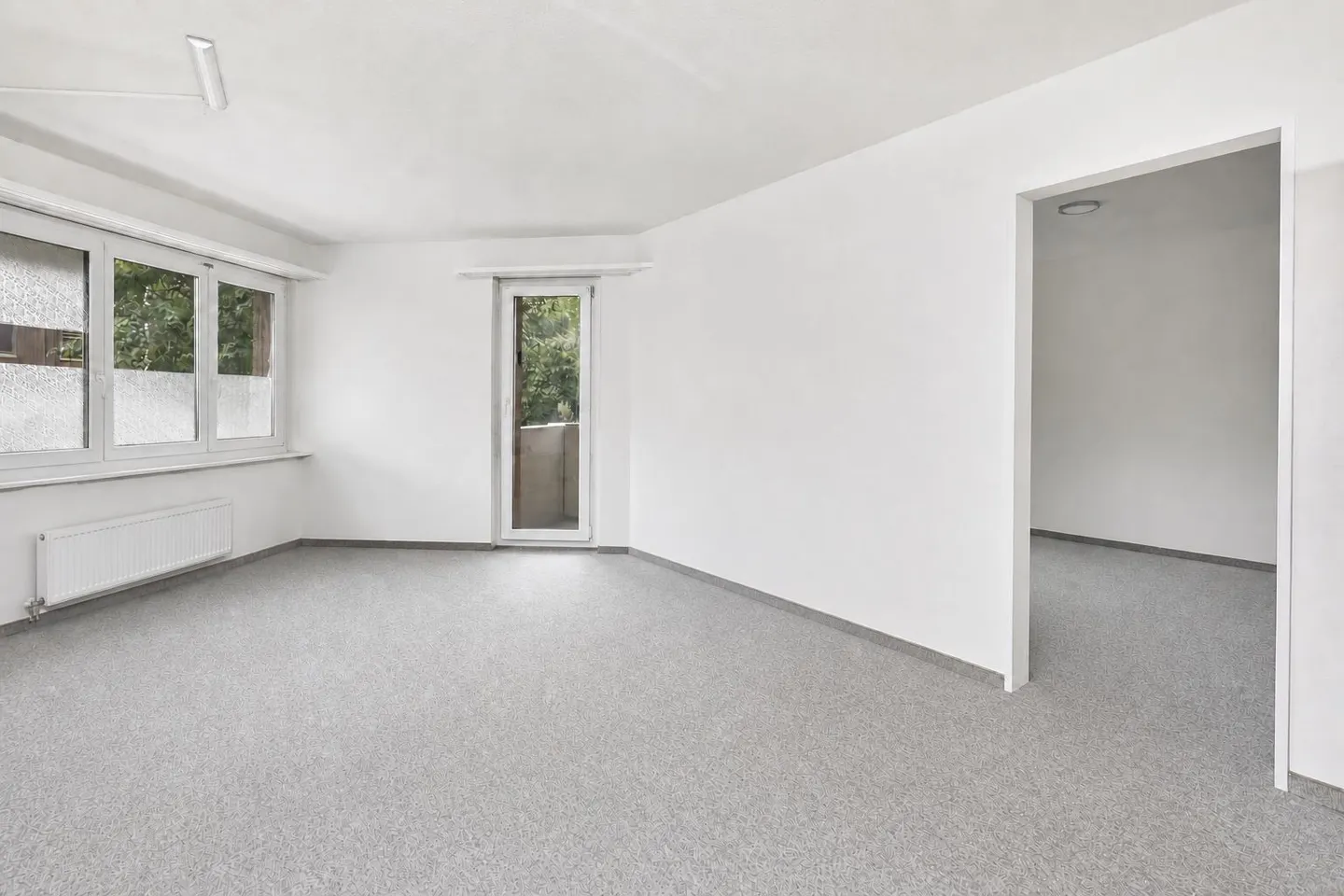 Petit en taille. Grand en emplacement - Photo 2 sur 7
