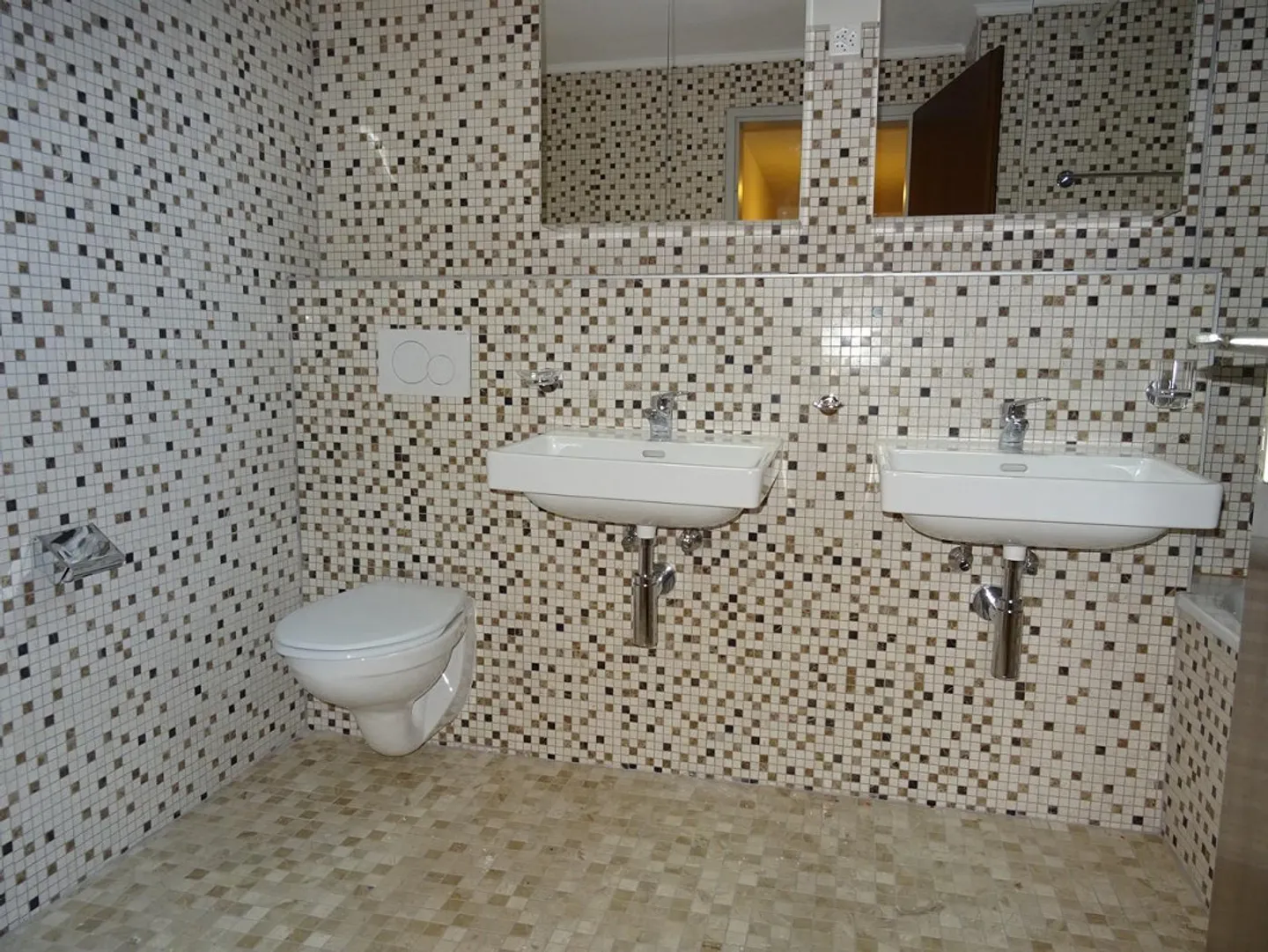 Appartamento familiare di 4,5 stanze con patio - Foto 5 di 13