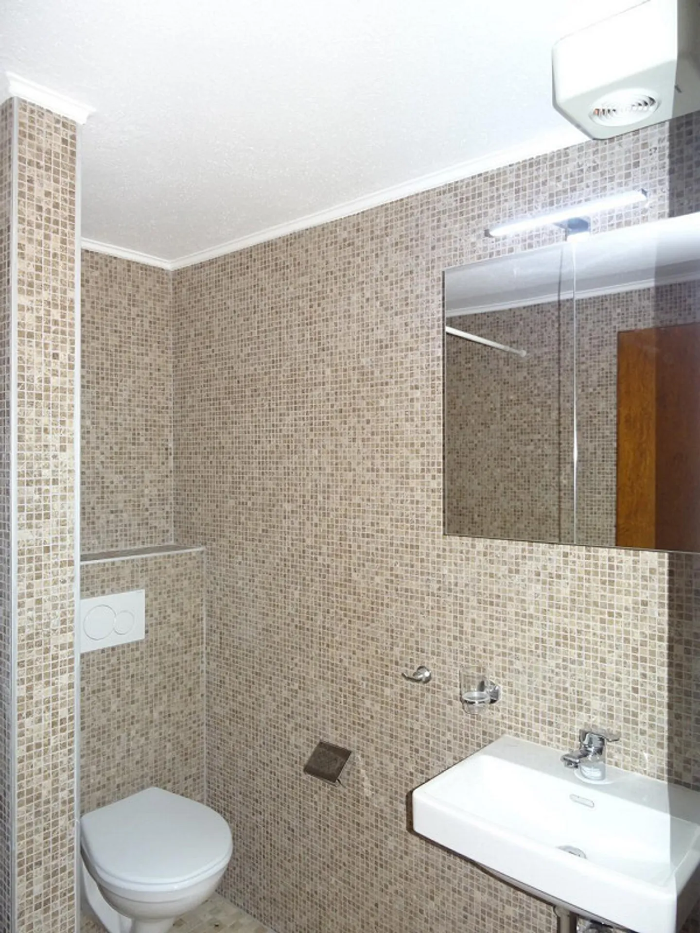 Appartamento familiare di 4,5 stanze con patio - Foto 6 di 13