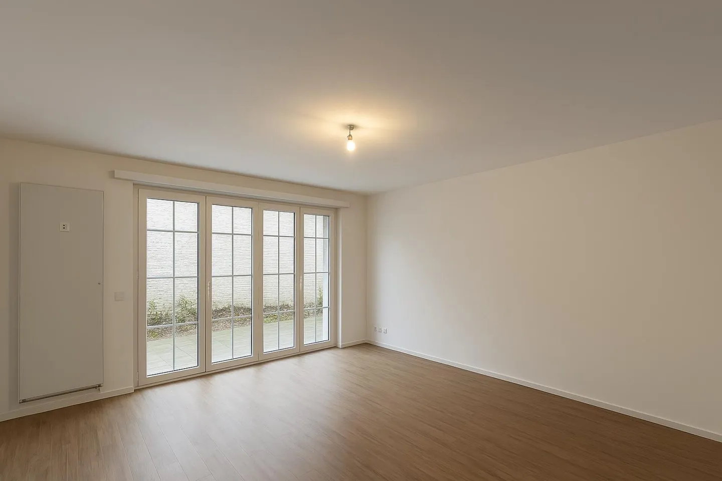 Appartement ensoleillé avec terrasse au cœur de la vieille ville - Photo 1 sur 4