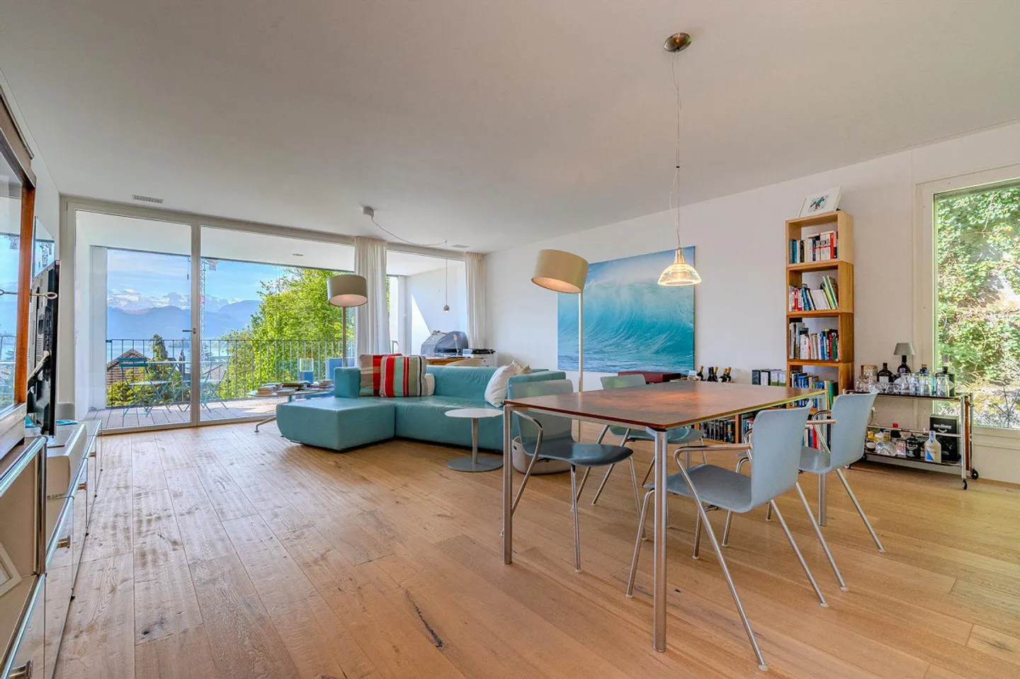 Stilvolle Wohnung mit Seeblick - Foto 3 von 12