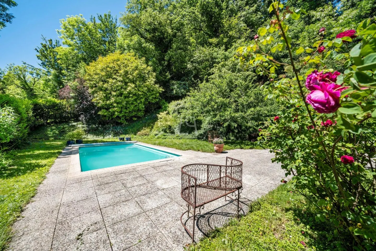 Charmantes Familienhaus mit Pool - Foto 7 von 13