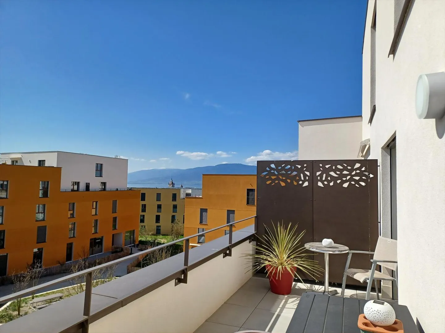 06025 - Appart. 2.5 PCES (C4.B2.3.99) - CHAMP-DE-LUNE 1 - ESTAVAYER-LE-LAC - Foto 3 di 9