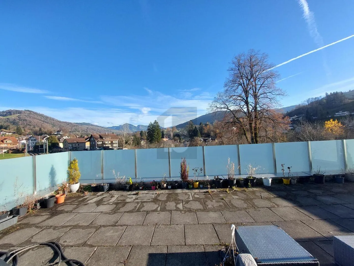 LUXURIOUS LIVING NEAR NATURE - Photo 2 of 6