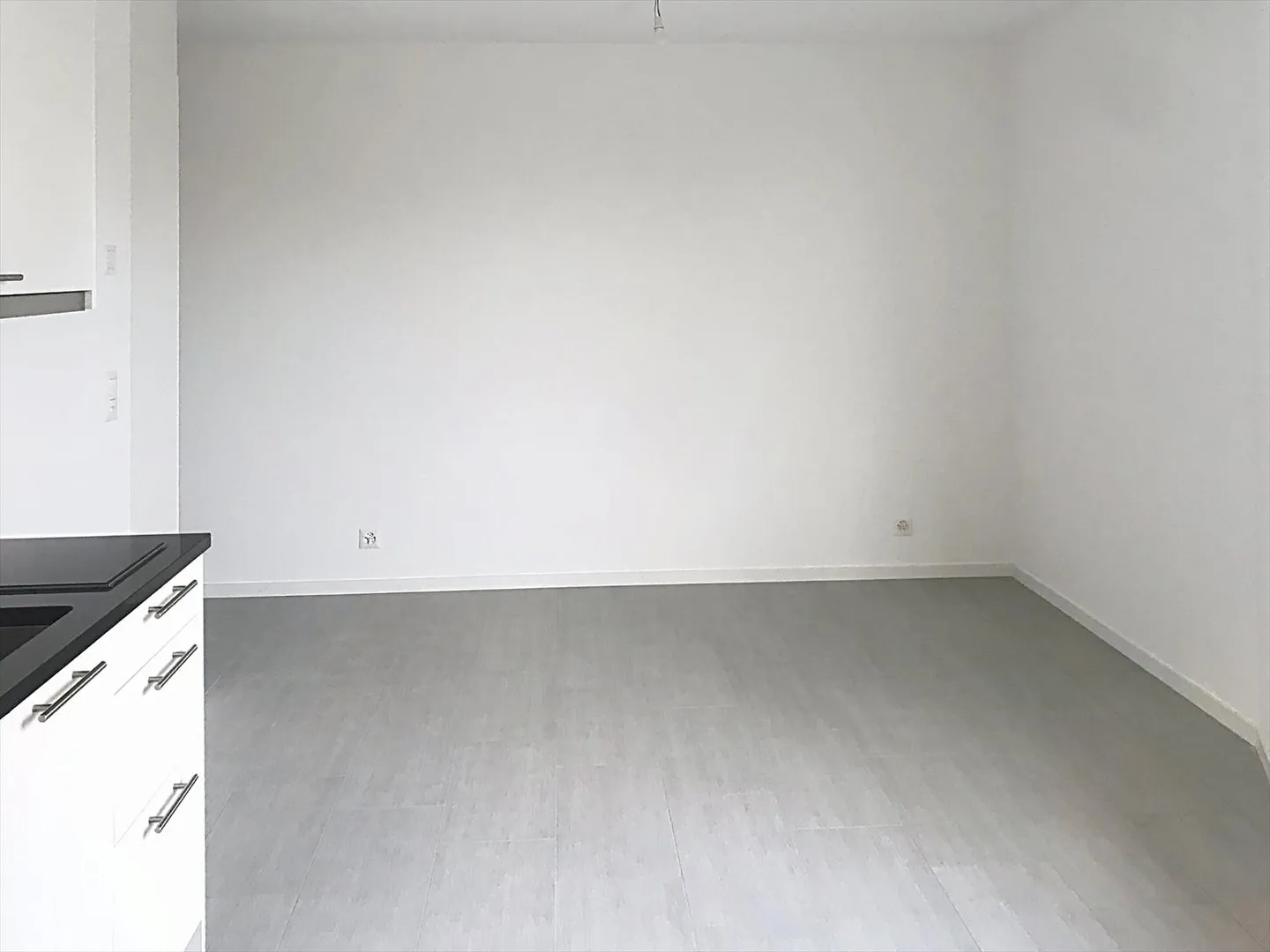 Studio 1 room - Photo 3 of 7