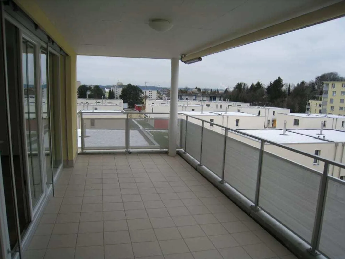 Expansion moderne - Espaces spacieux - Photo 8 sur 9