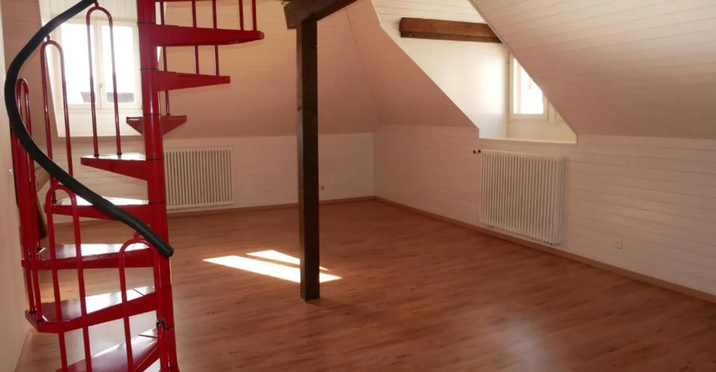 Delémont - Duplexwohnung mit 1,5 Zimmern - Foto 2 von 7
