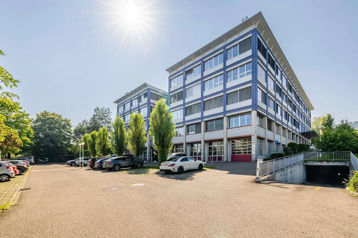 Spazio per idee: 300 m² di uffici nel cuore di Winkeln, St. Gallen - Foto 1 di 11