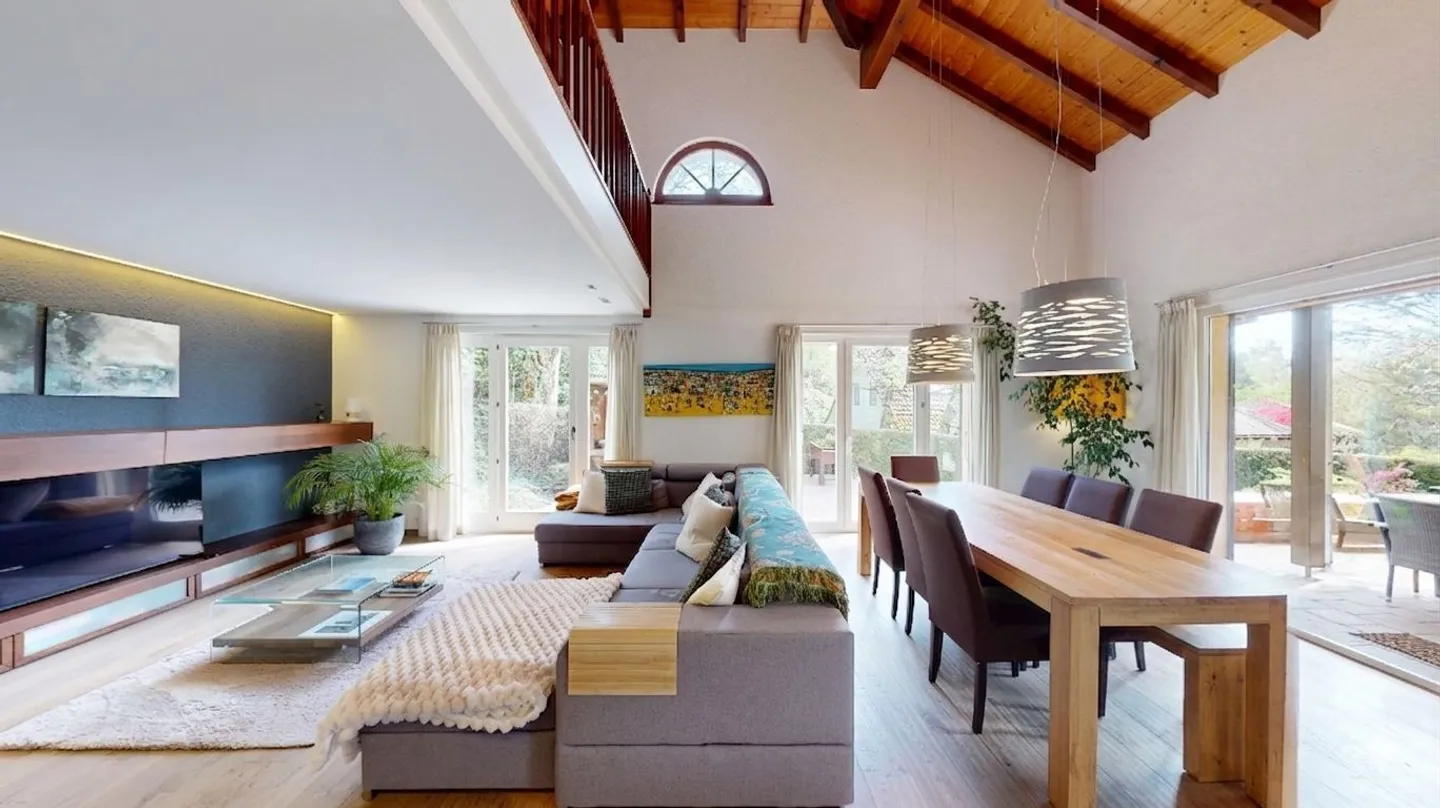 Magnificent house with 5.5 rooms in Vich - Photo 2 of 11