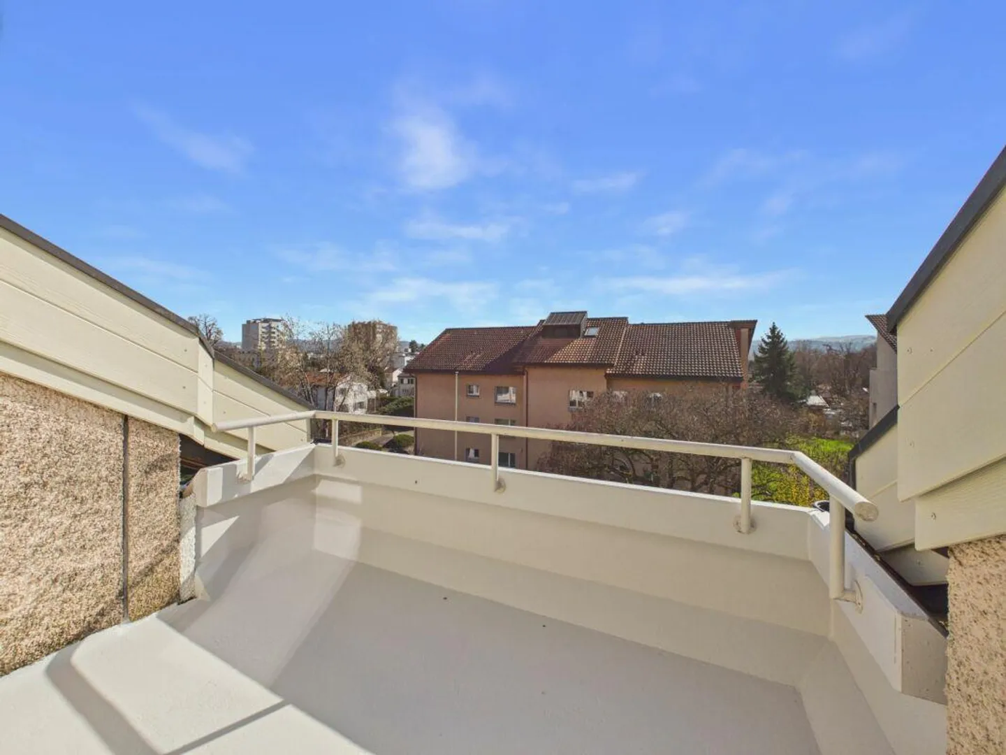 Vivre dans une résidence pour personnes âgées - appartement attrayant de 2 pièces à Wil - Photo 9 sur 12