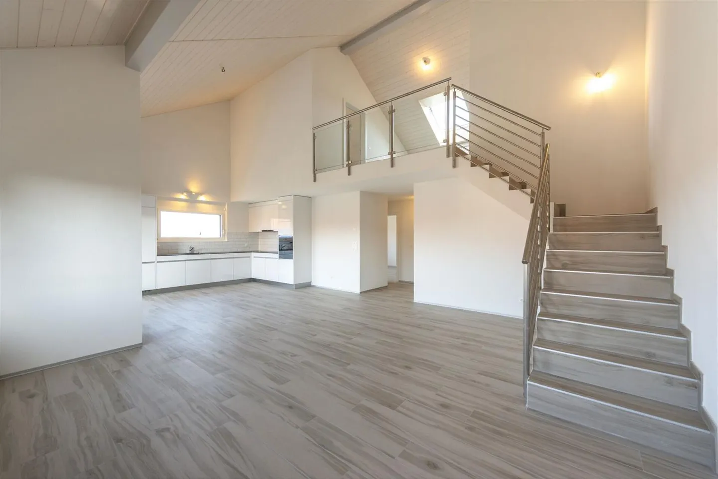 Bellissimo 4.5 locali - LOT 742-3 - Foto 1 di 11