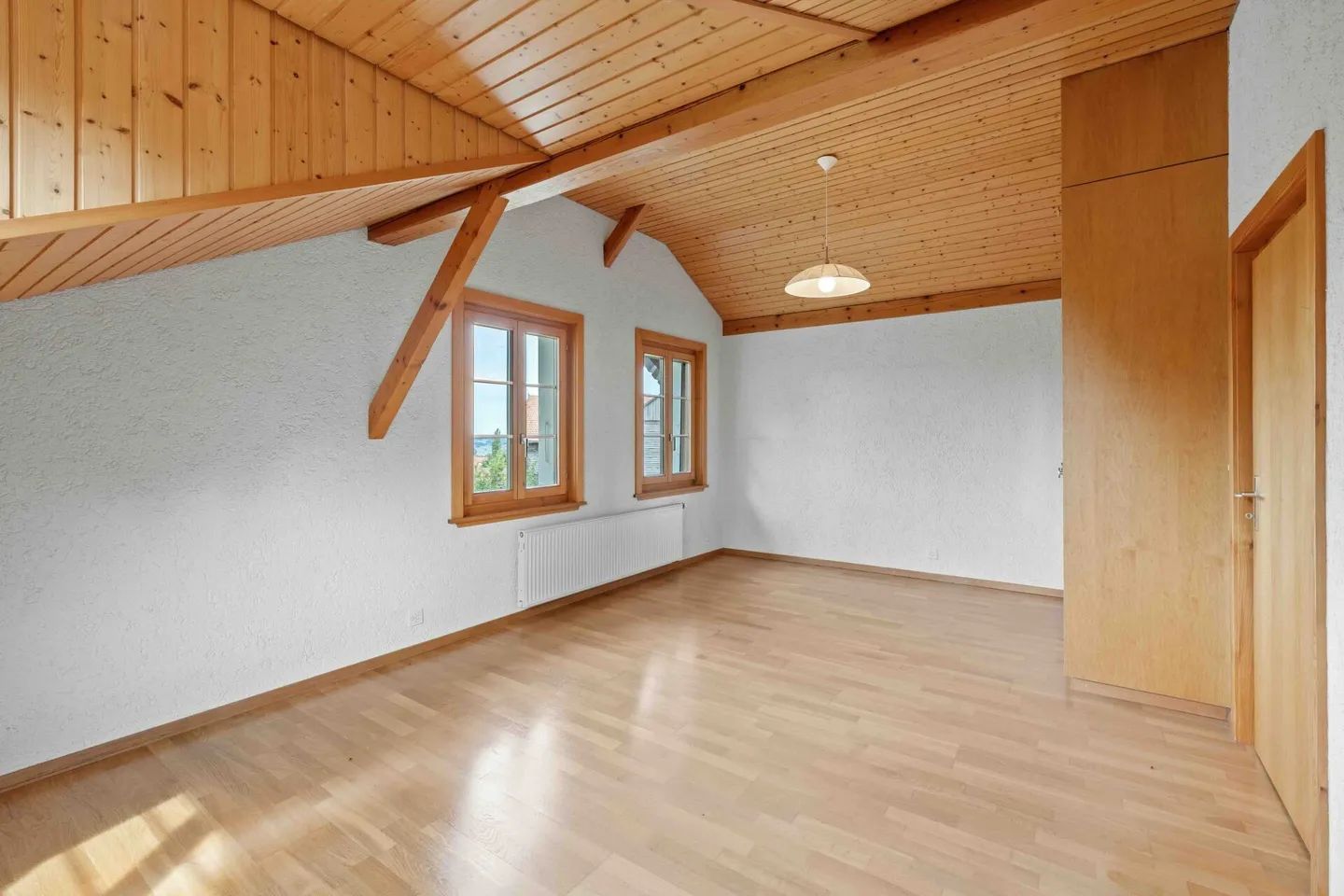 5.5-room house in Villargiroud - Photo 9 of 10