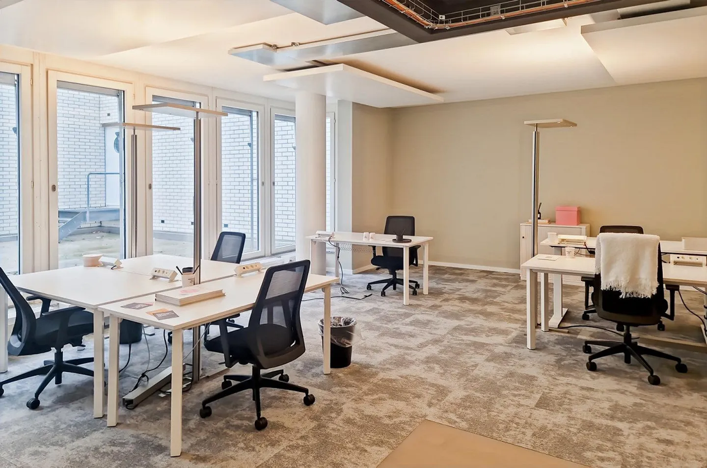 Spazio ufficio per 4 in Spaces Z.ONE - Foto 1 di 8