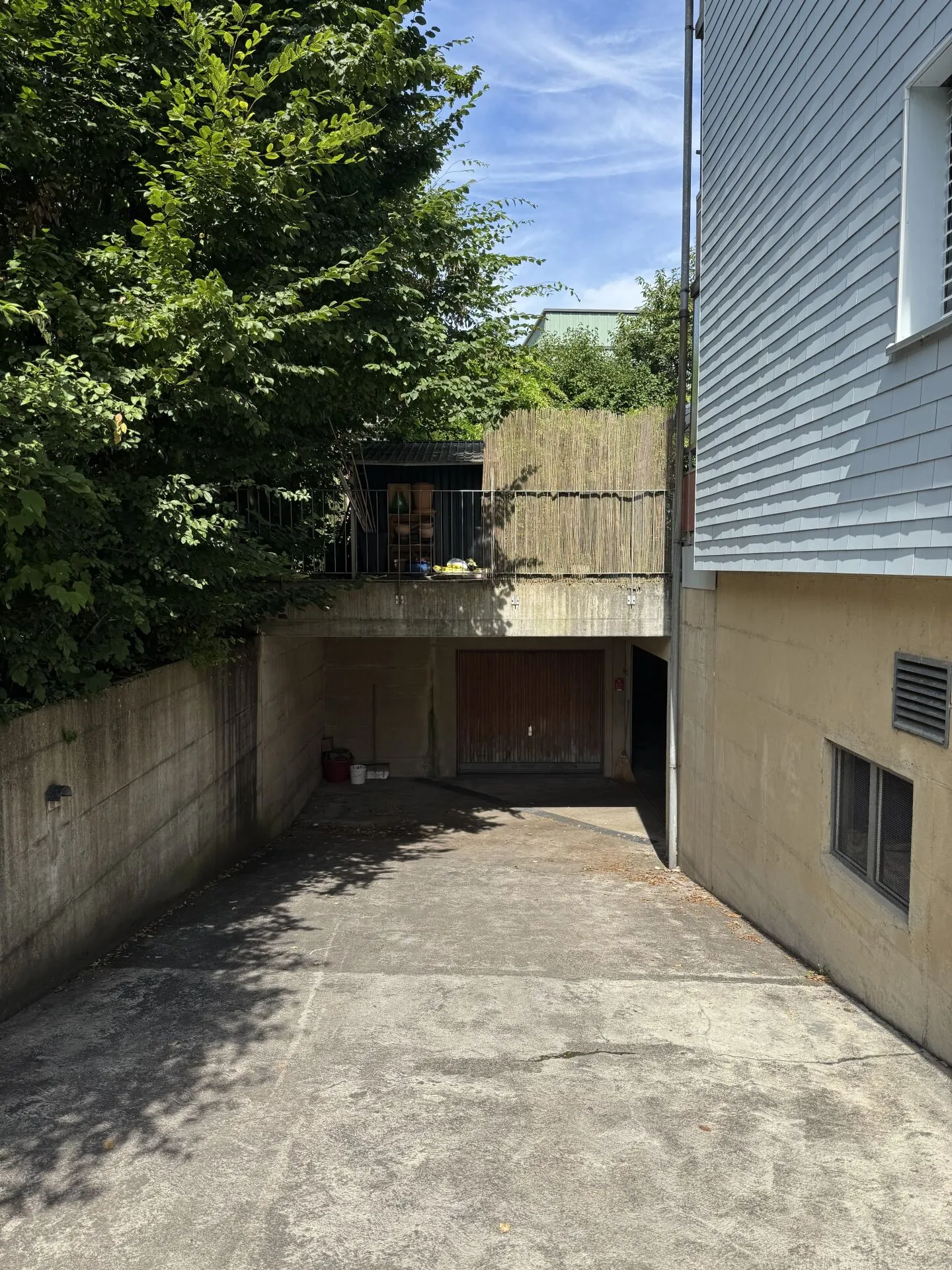 Single Garage - Photo 2 of 3