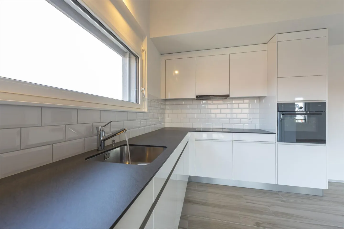 Bellissimo 4.5 locali - LOT 742-3 - Foto 2 di 11