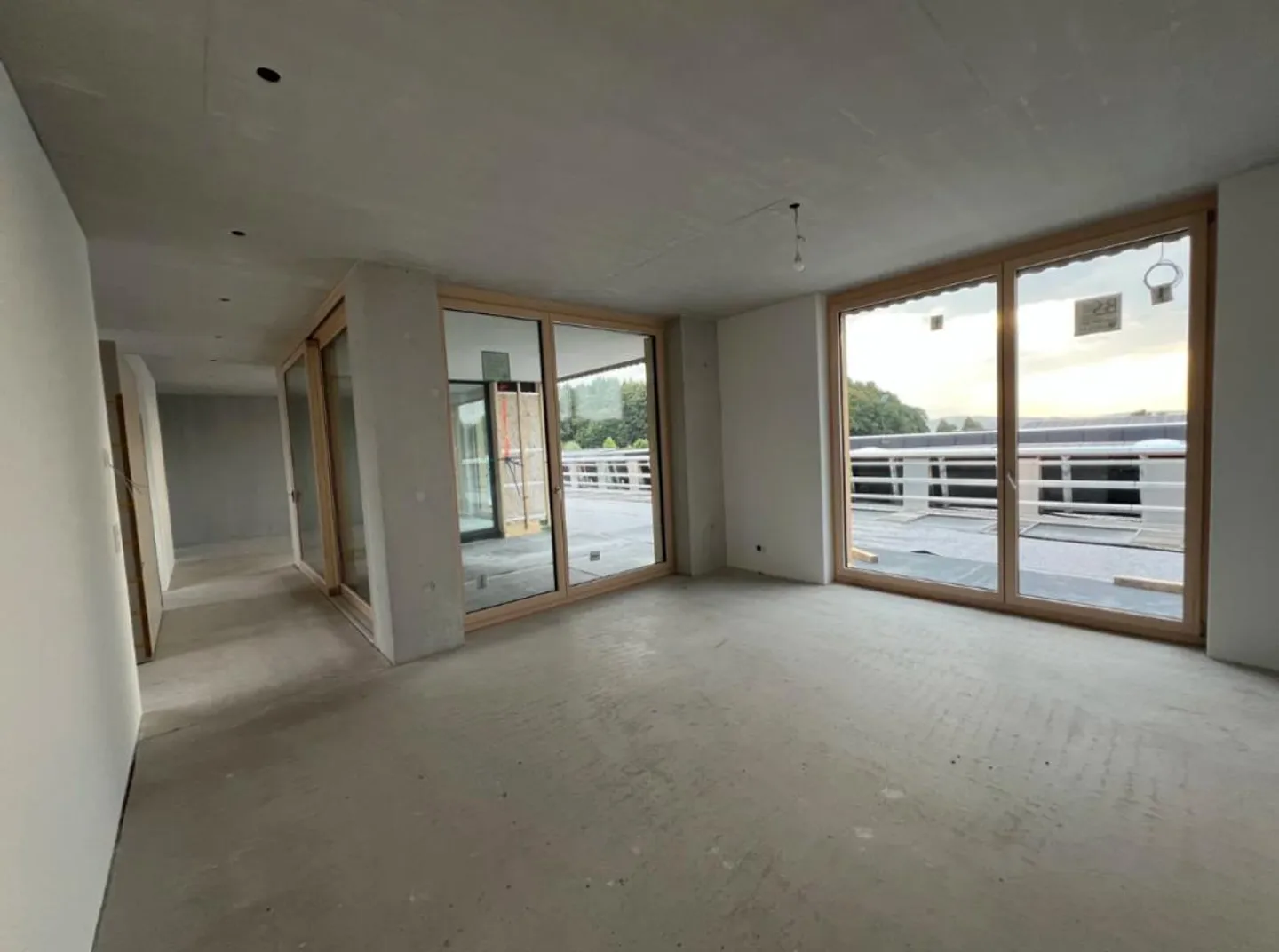 First Rental - Exclusive 3.5-Room Apartment with Studio and Panoramic View - Photo 5 of 17