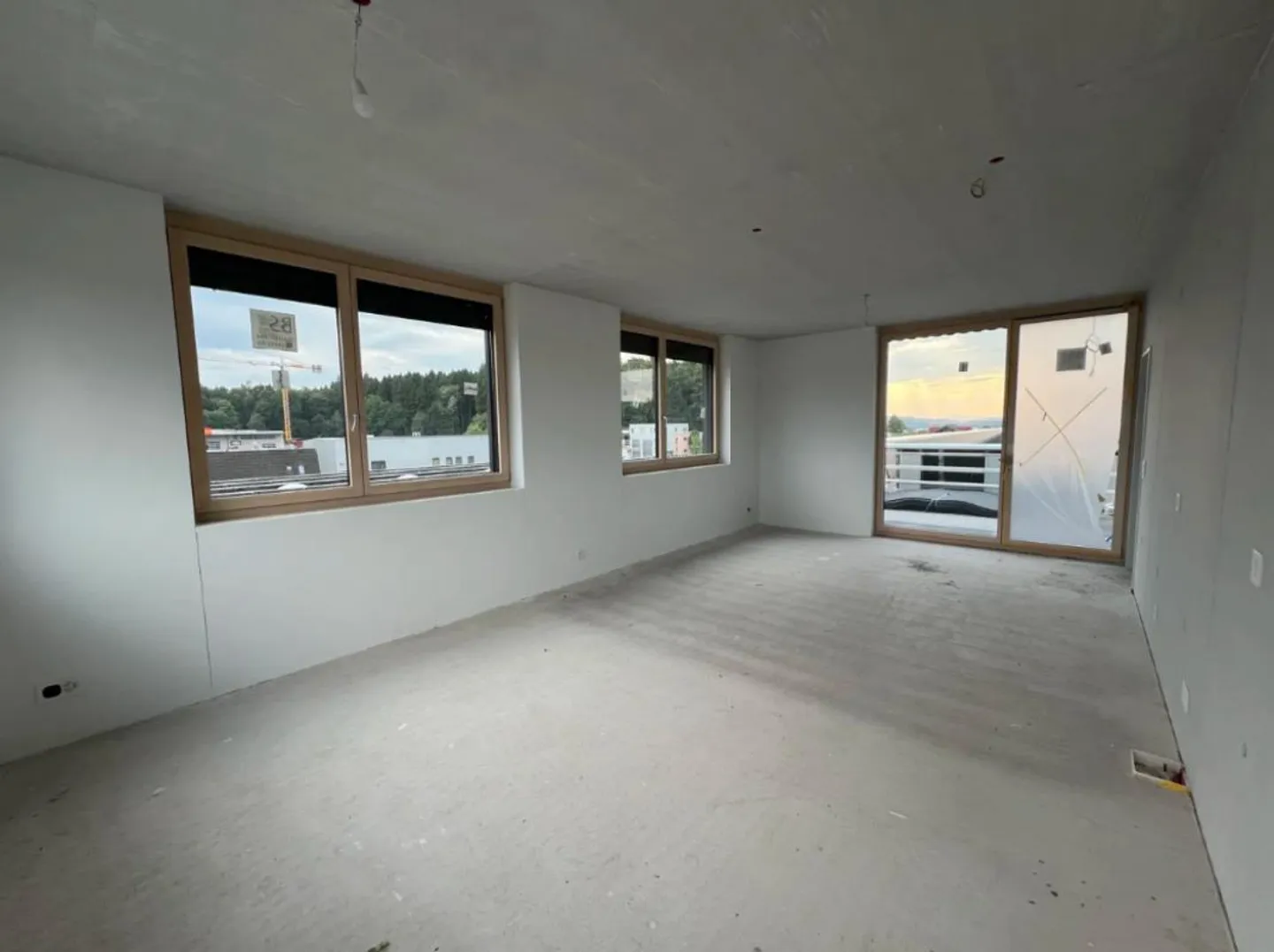 First Rental - Exclusive 3.5-Room Apartment with Studio and Panoramic View - Photo 16 of 17
