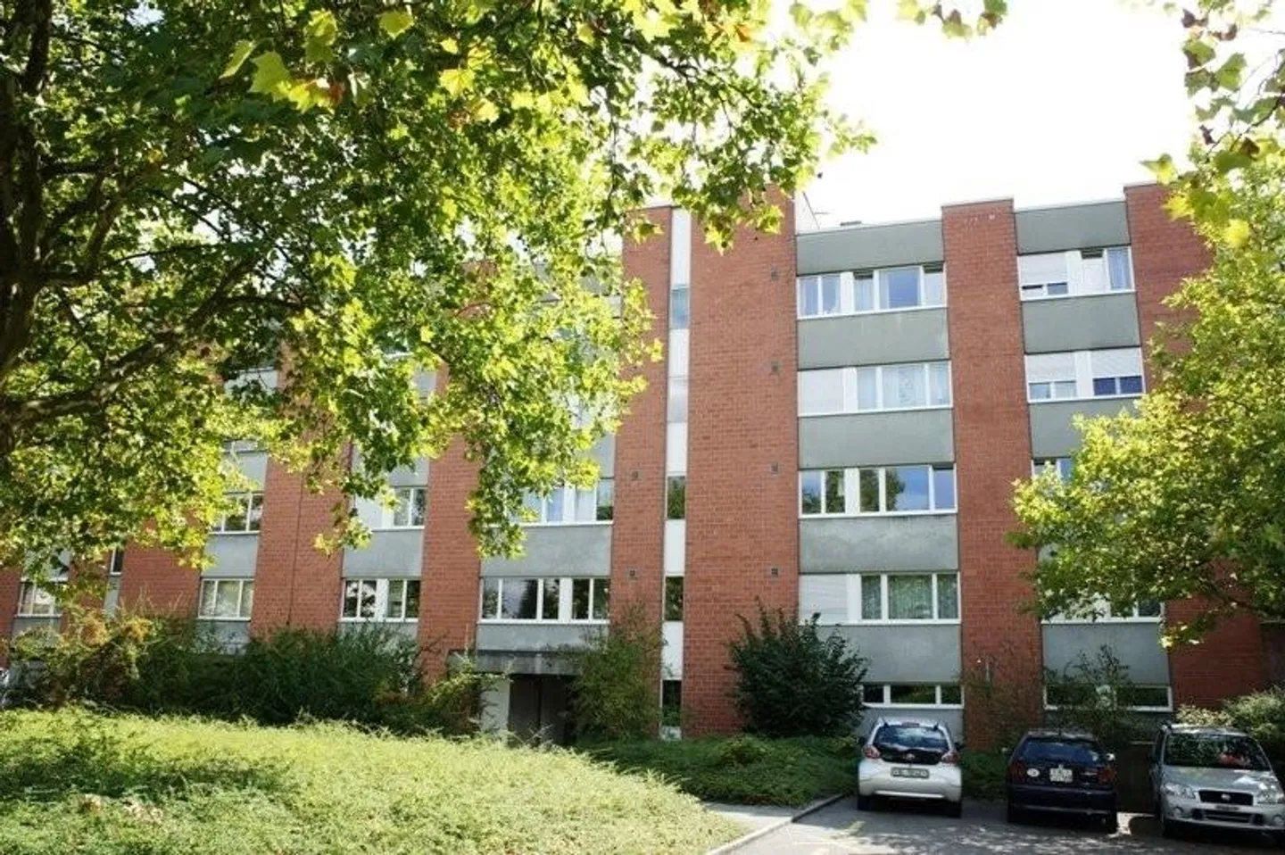 Modern living in a quiet location - Photo 1 of 8