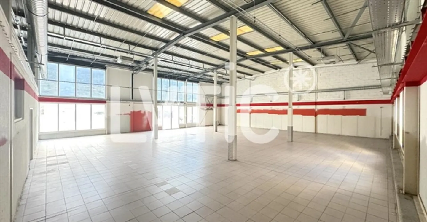 Deposit - Photo 3 of 10