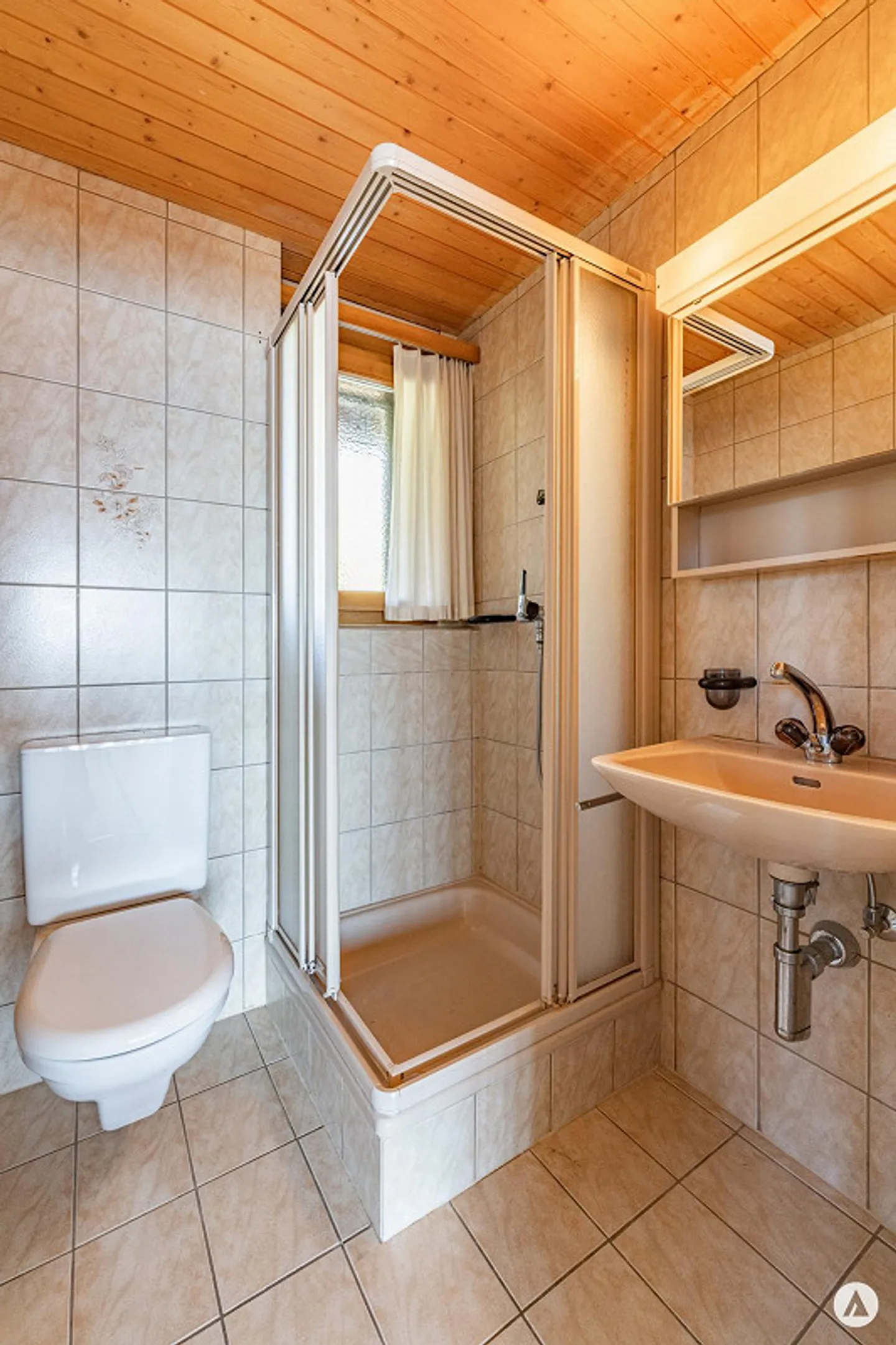 Holiday apartment above the lake with a great view - Photo 8 of 13