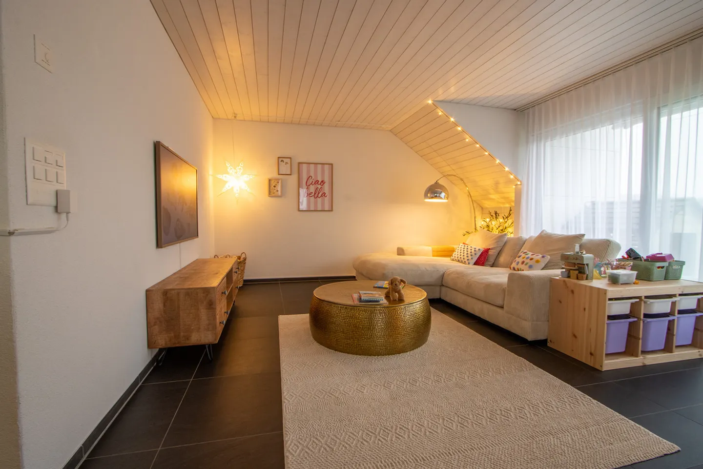Apartment for rent - Photo 2 of 10