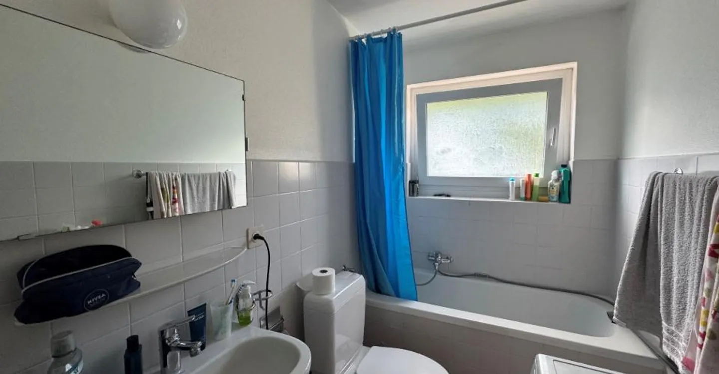 Charmantes Appartement mit Balkon - Foto 6 von 7