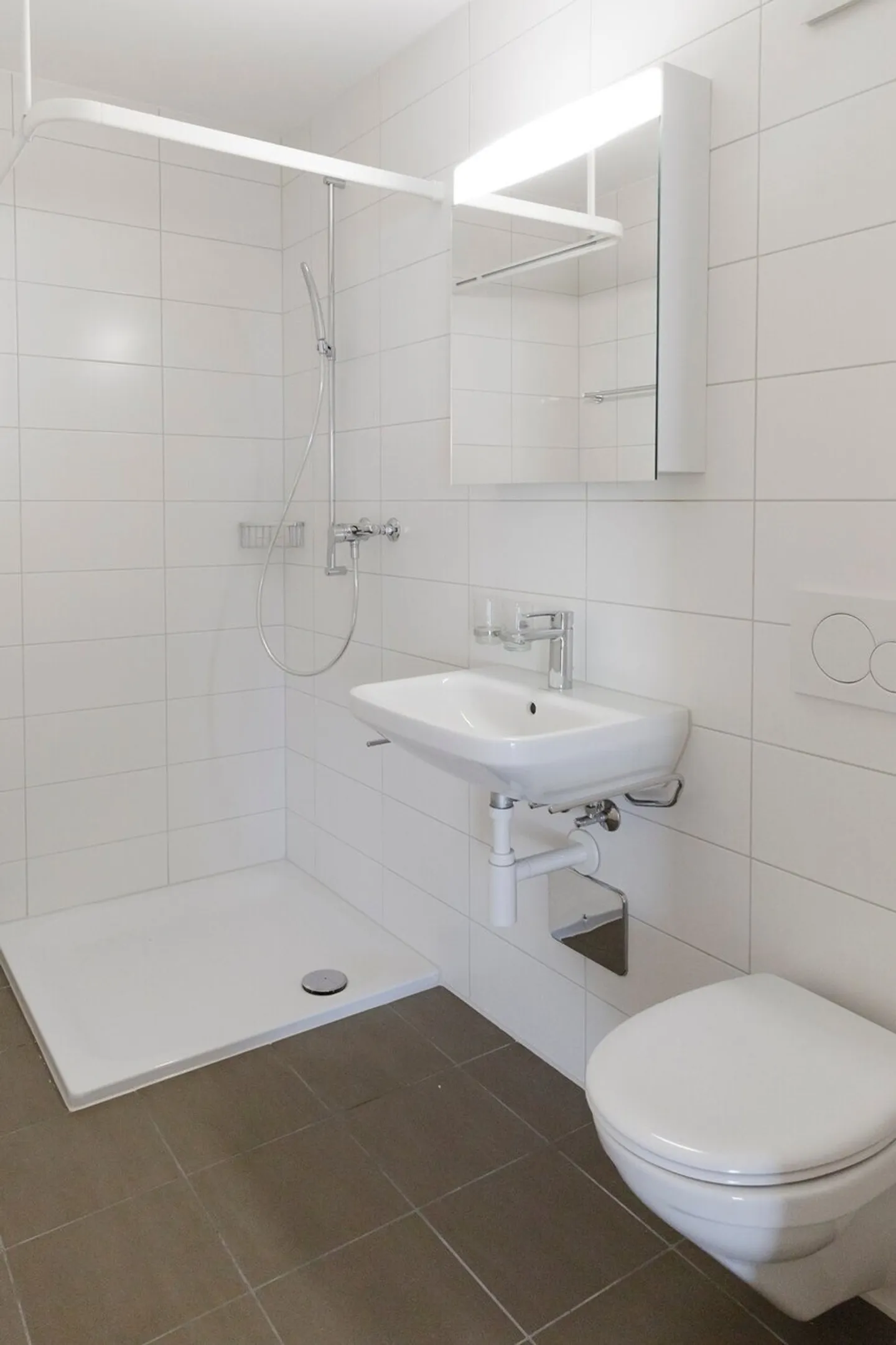 1 1/2 Room Apartment on the 2nd Floor - Photo 7 of 7