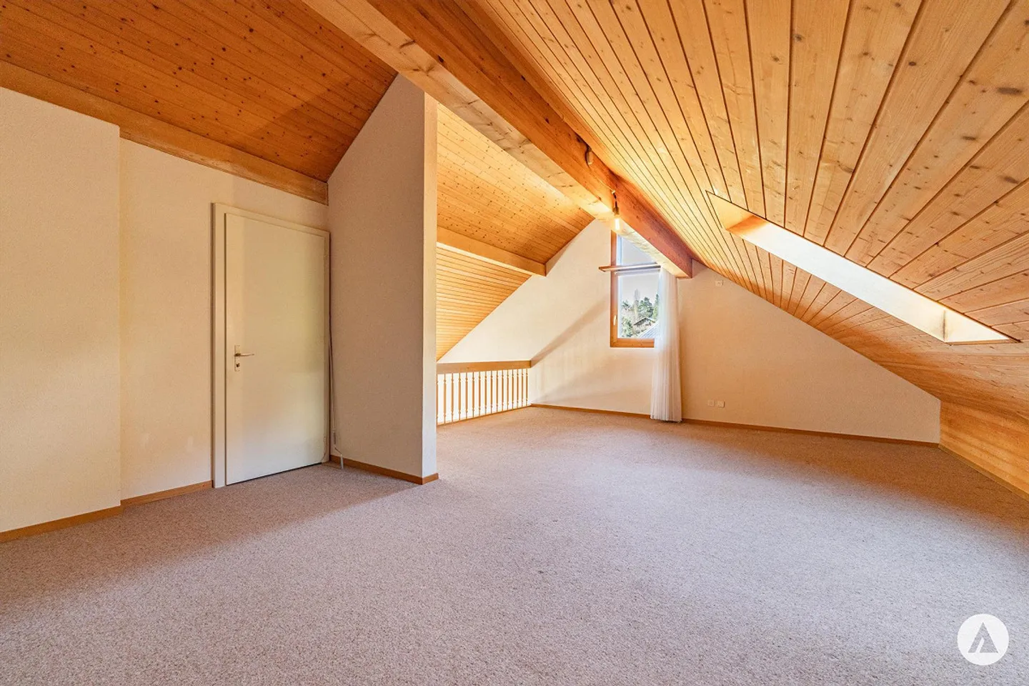 Holiday apartment above the lake with a great view - Photo 10 of 13