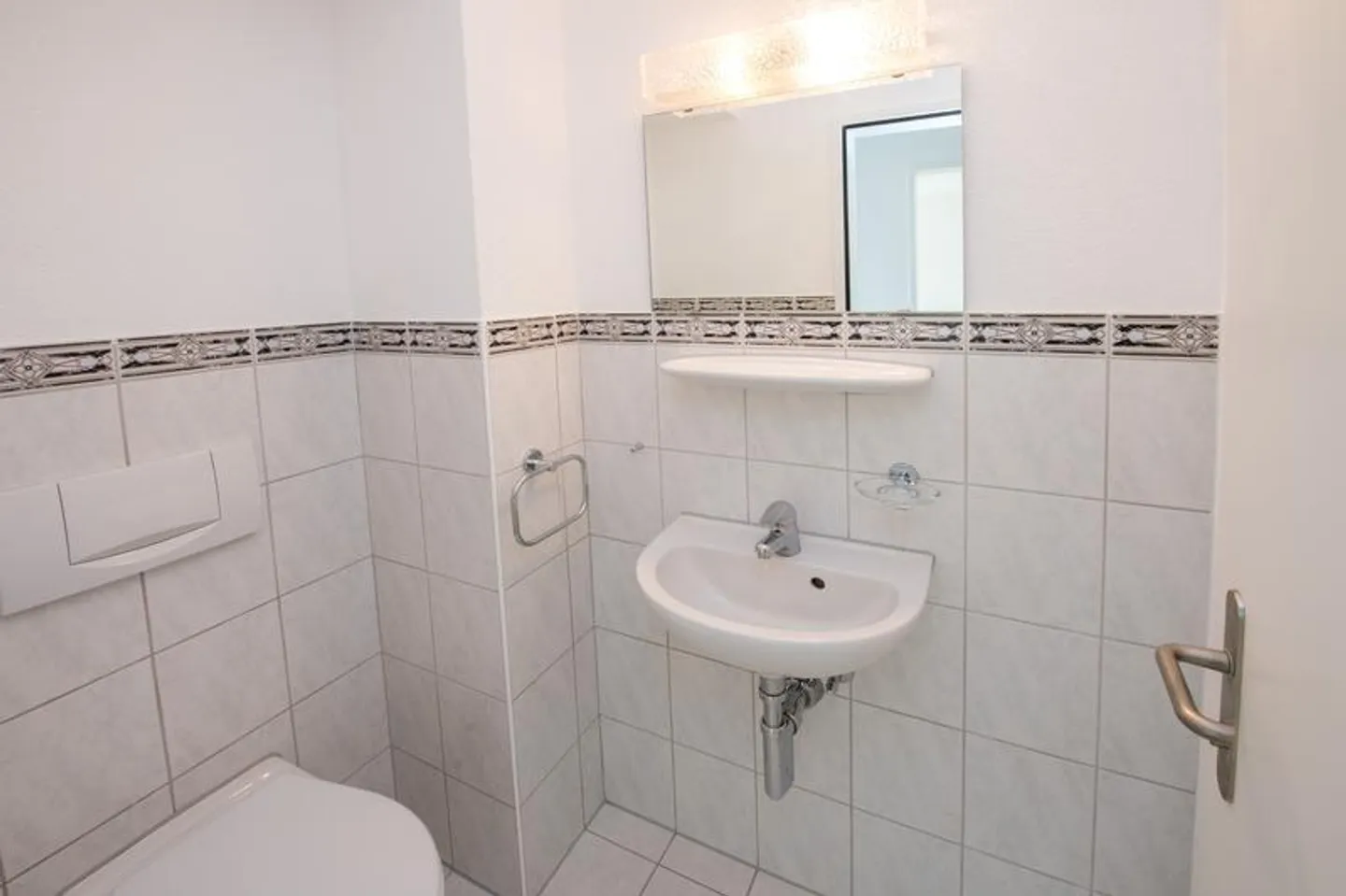 Bright city apartment in popular Veltheim district - Photo 7 of 10